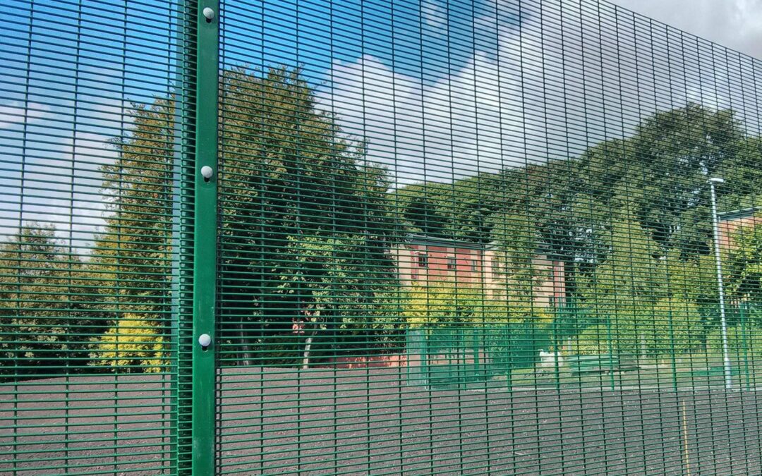 What is Demma Mesh Fencing and Where is it Used?